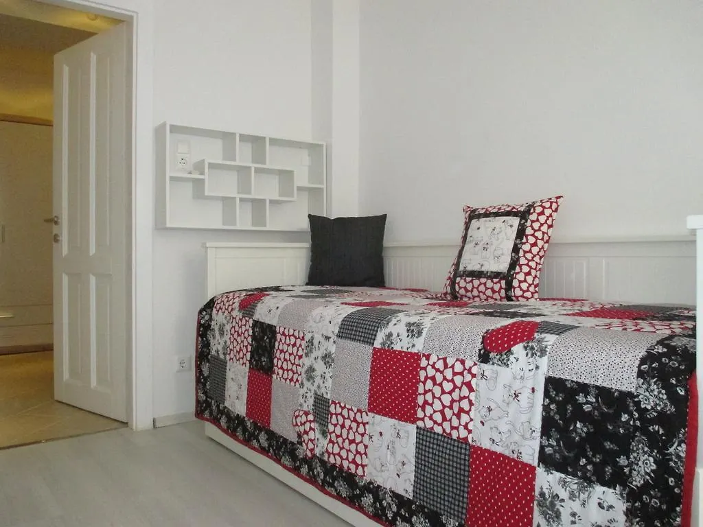 Vienna Apartment Stadthalle
