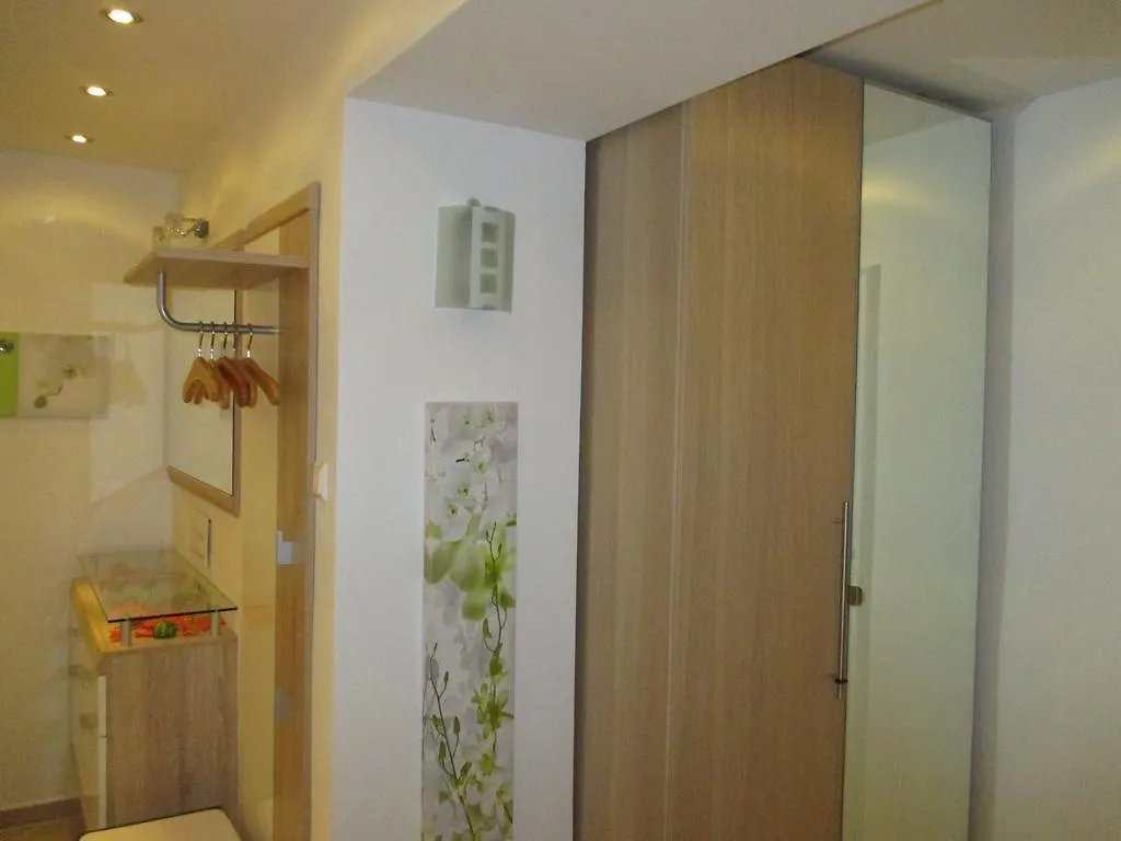 Vienna Apartment Stadthalle