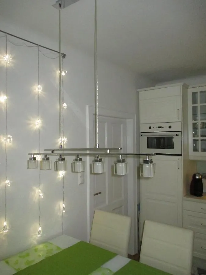 Vienna Apartment Stadthalle