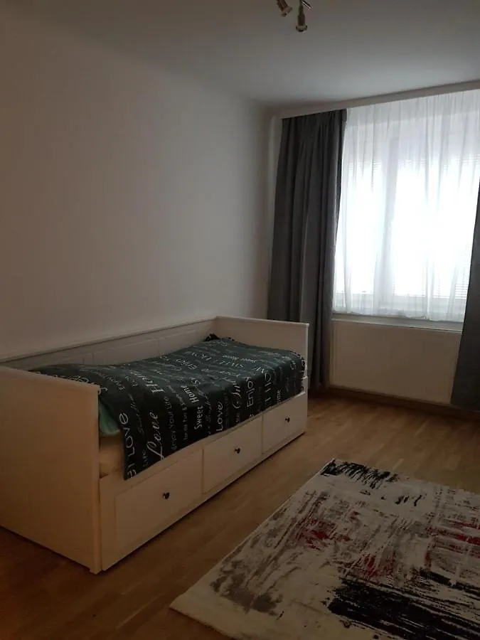 Vienna Apartment Stadthalle